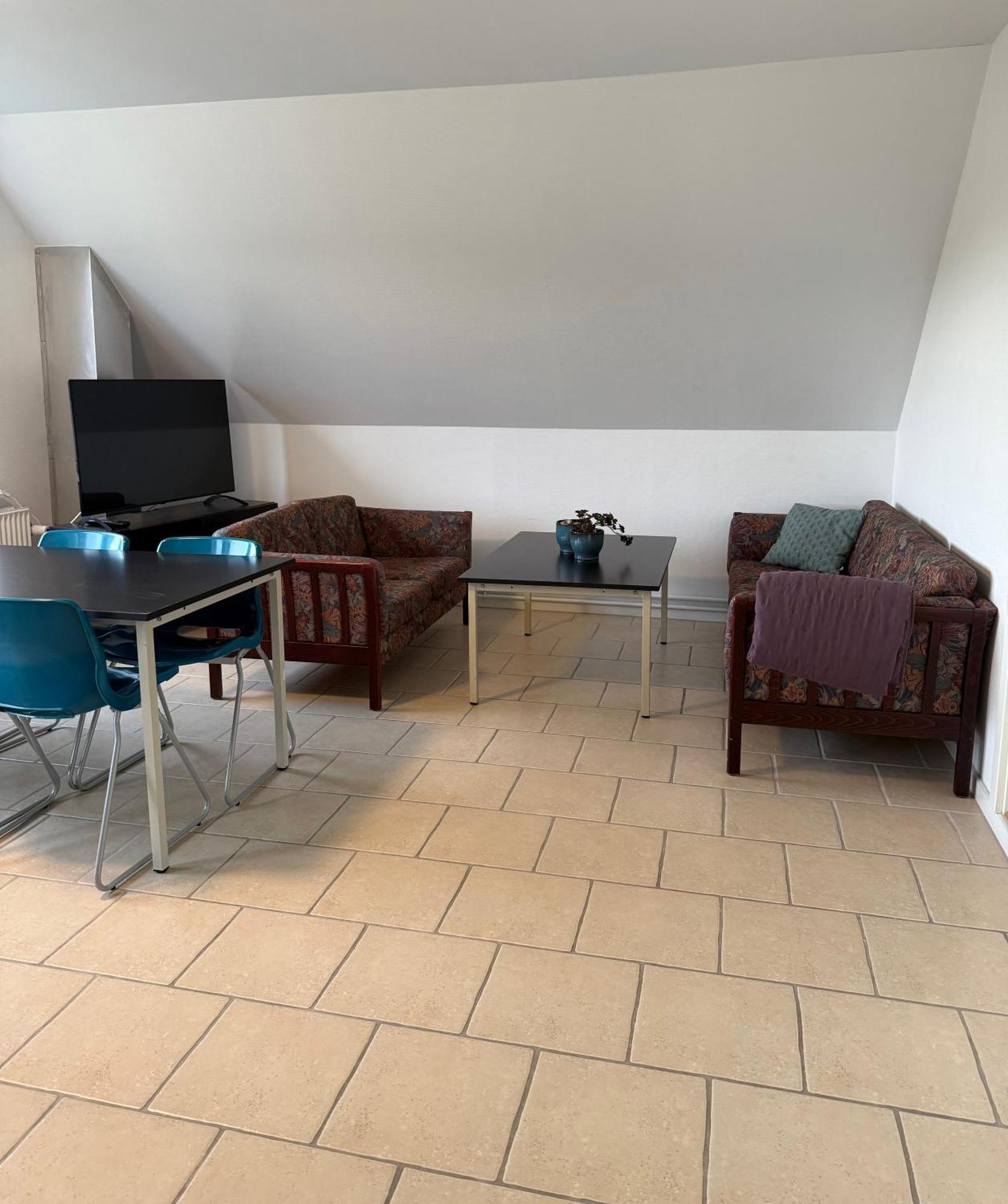 Hune Hotel 2*
